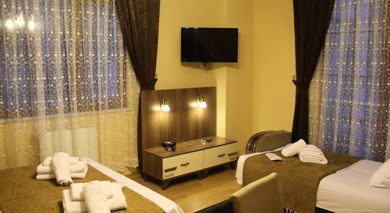 Shami Suites