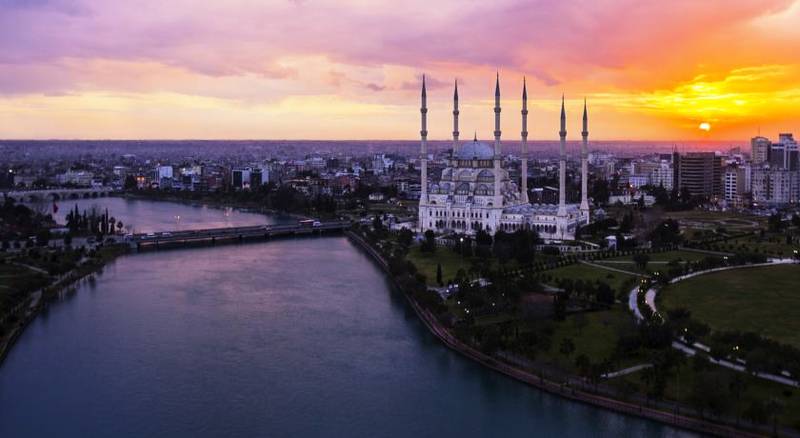 Sheraton Adana Hotel Telefon Numaralar     leti  im Bilgileri