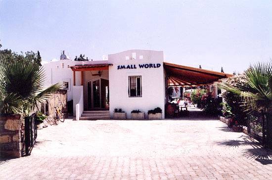 Small World Hotel