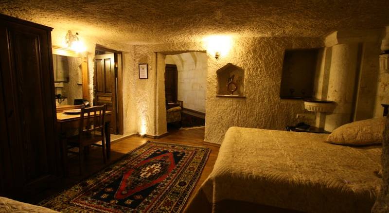 Stone House Cave Hotel