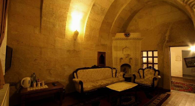 Stone House Cave Hotel