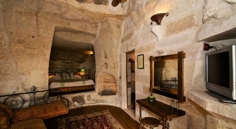 Sultan Cave Suites