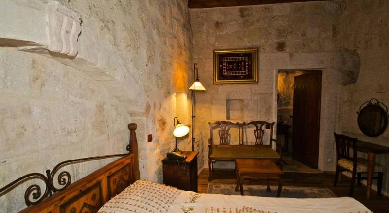 Sultan Cave Suites