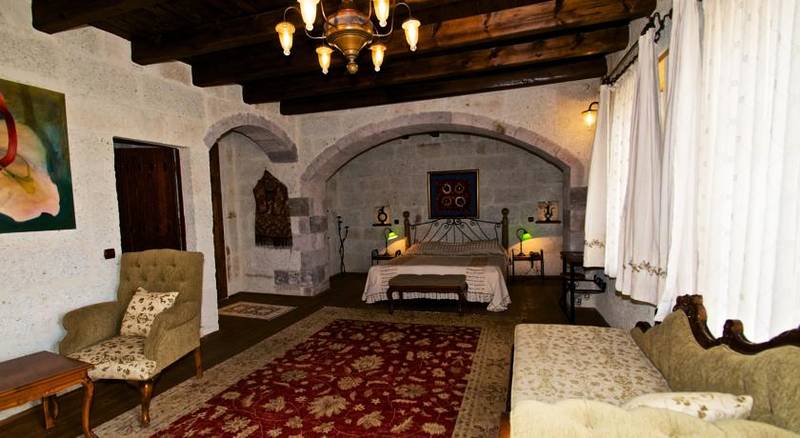 Sultan Cave Suites