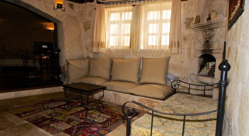 Sultan Cave Suites