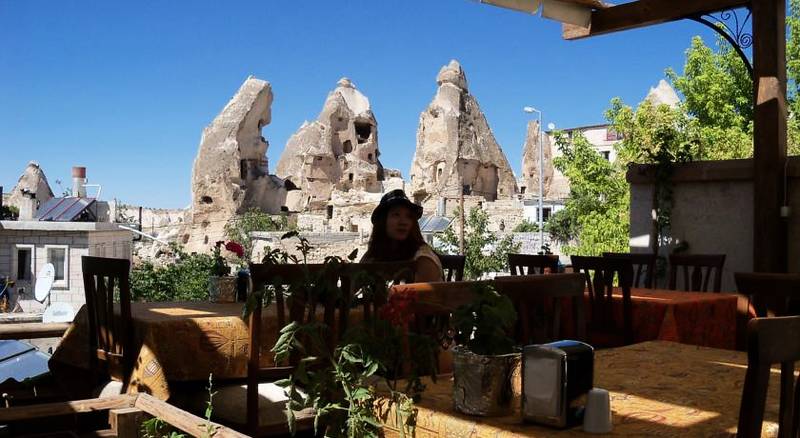 Sunset Cave Hotel
