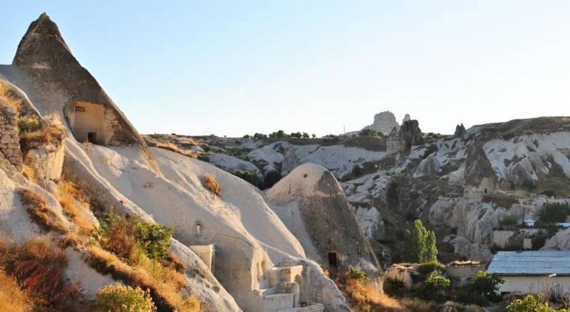 Sunset Cave Hotel