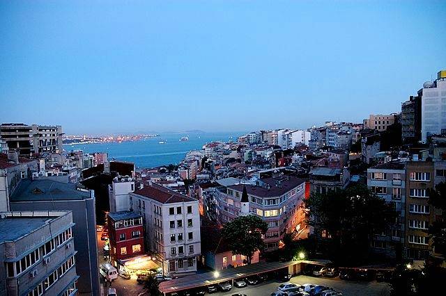 Taksim Metropark Hotel