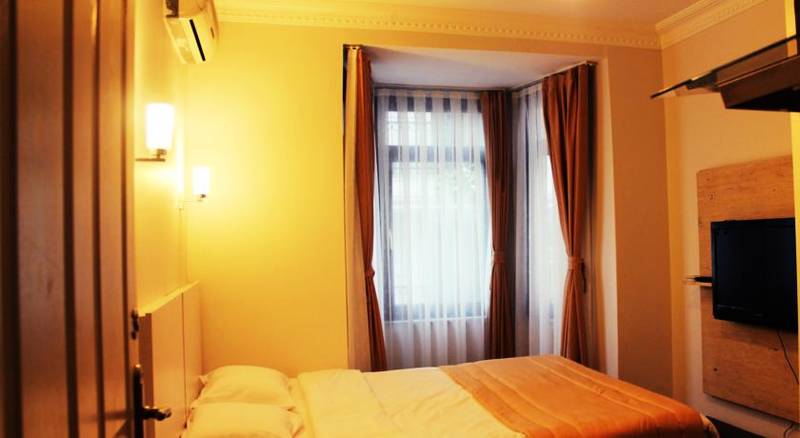 Taksim Square Hot Residence