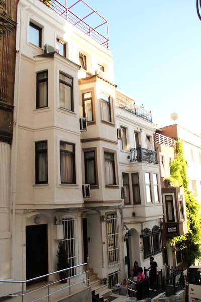 Taksim Square Seven Residence