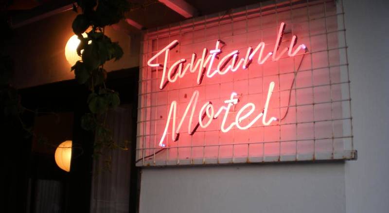 Taytanl Motel