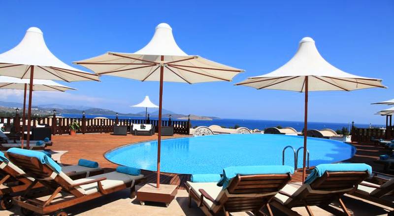 Temenos Luxury Suites Hotel & Spa