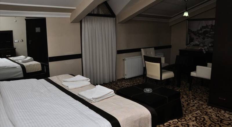 Teona Hotel