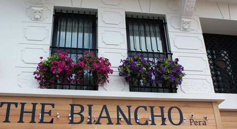 The Biancho Pera Hotel