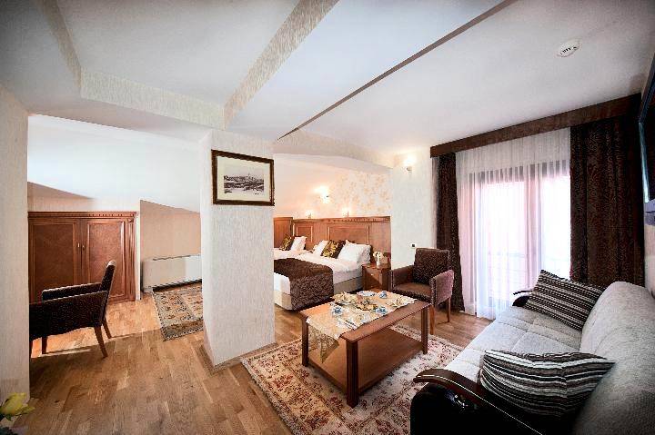 The Byzantium Hotel & Suites