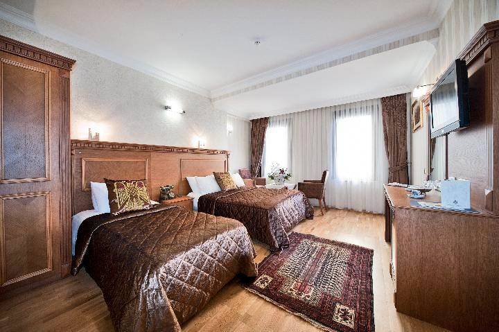 The Byzantium Hotel & Suites