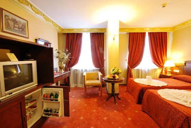 Golden Horn Hotel