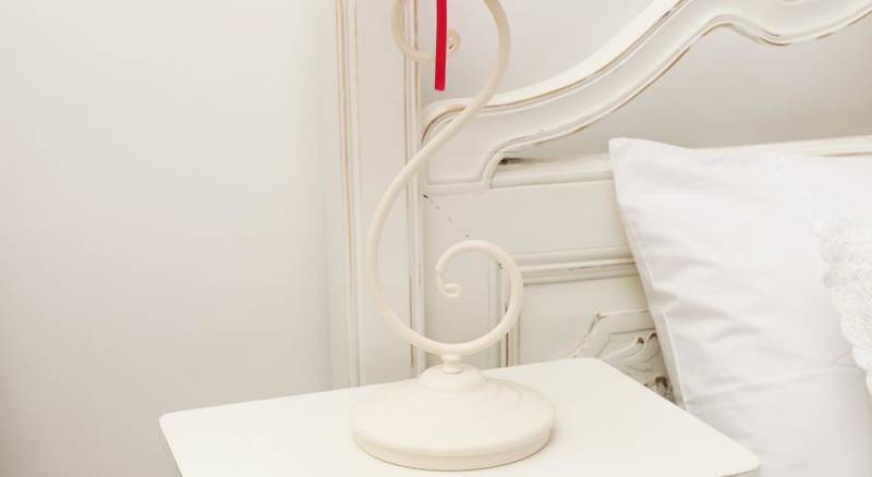 The White Swan Suites