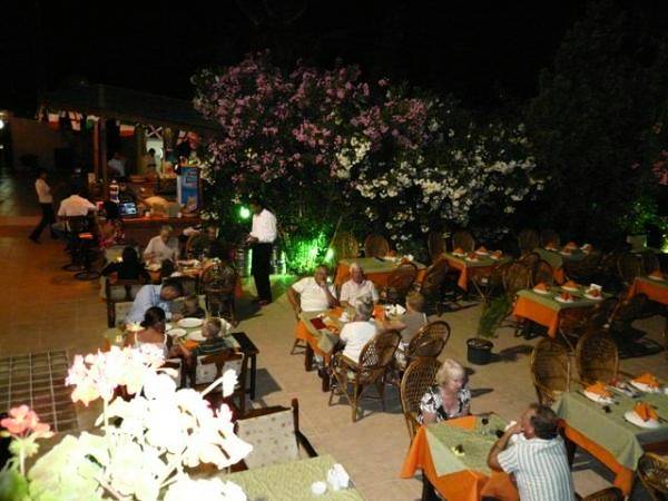 Tonoz Beach Hotel ldeniz