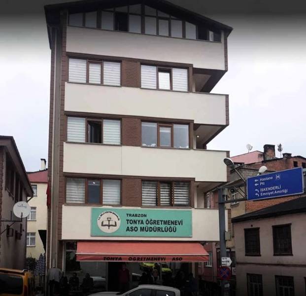 Trabzon Tonya retmenevi