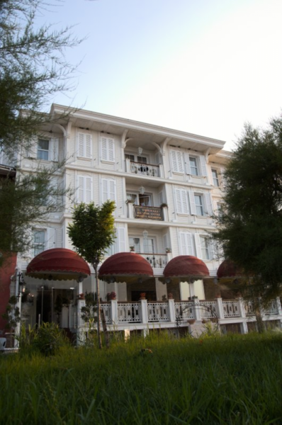 Trilyal Butik Hotel