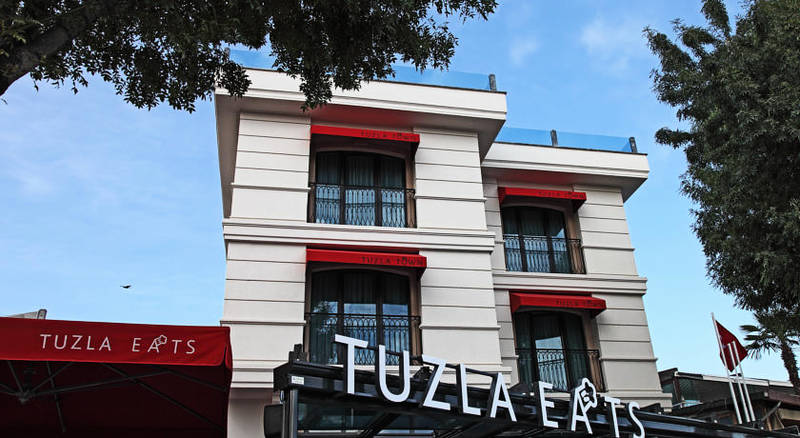 Tuzla Town Hotel