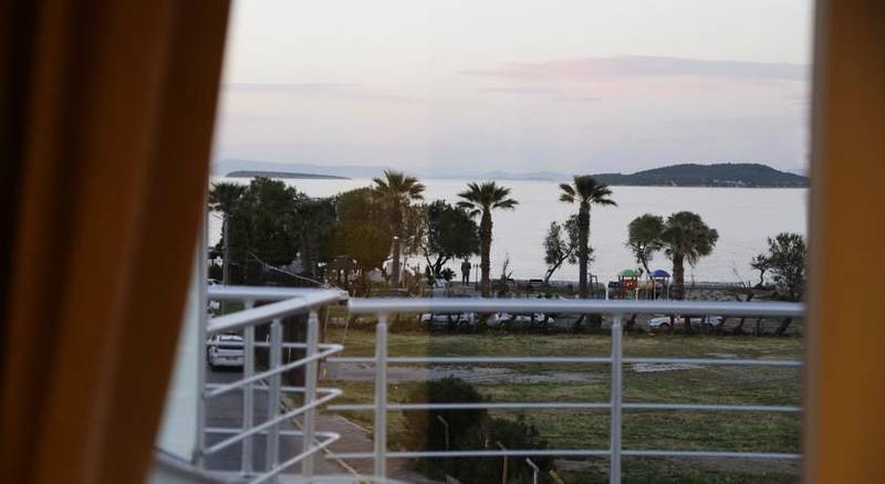 Urla Zeytin Otel