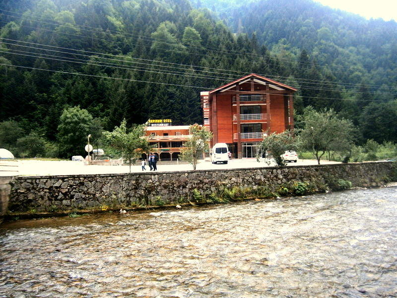 Uzungl Akpnar Hotel