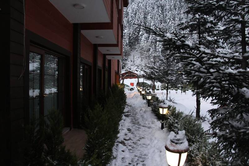 Uzungl Kele Otel