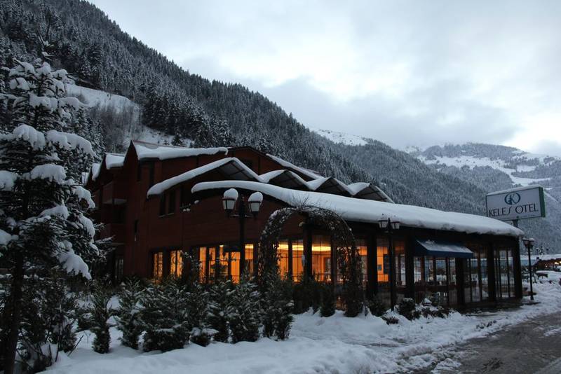 Uzungl Kele Otel