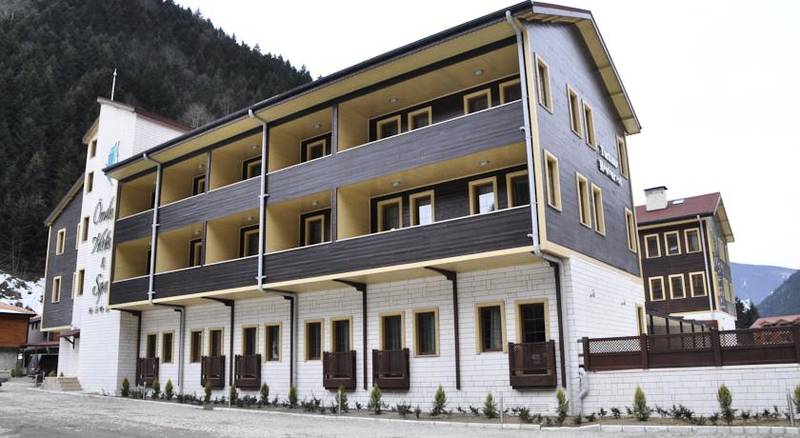 Uzungl nder Otel