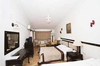 Uurlu Termal Otel Clinic & Spa