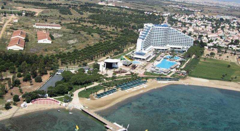 Venosa Beach Resort & Spa