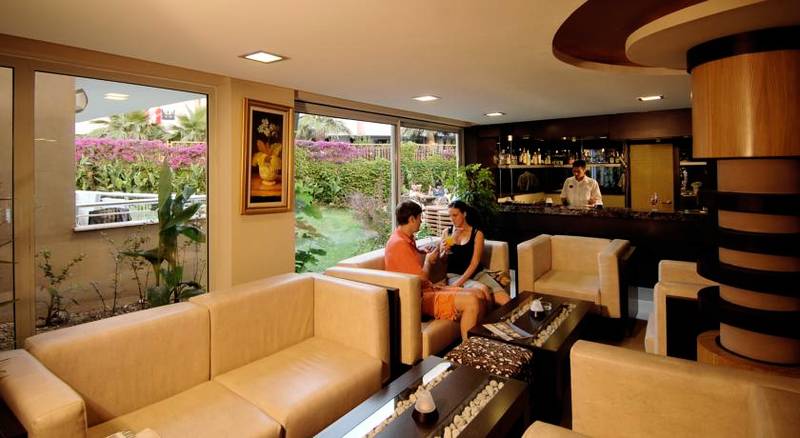 Viking Nona Beach Hotel
