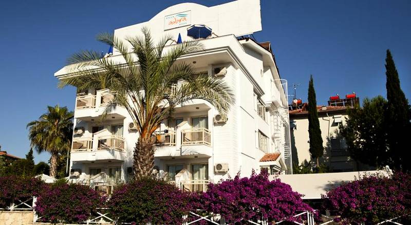 Villa Adora Beach Hotel