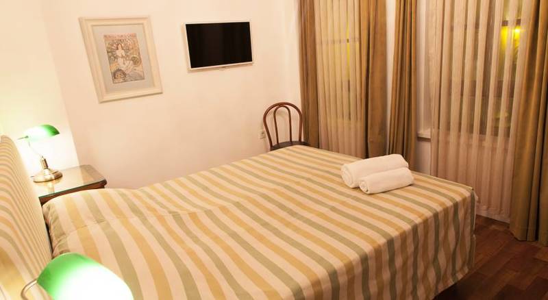 Villa Pera Suite Hotel