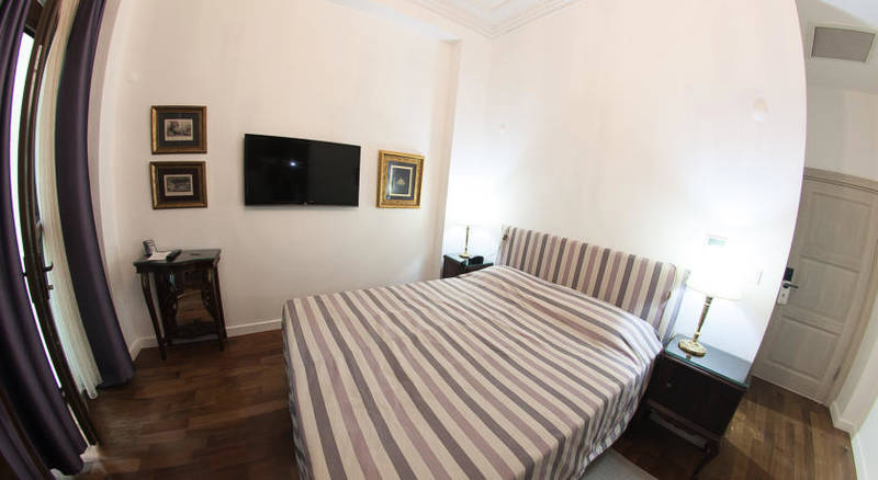 Villa Pera Suite Hotel