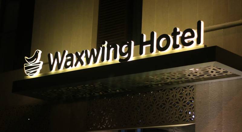 Waxwing Hotel