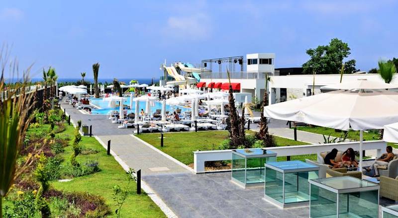 White City Resort & Spa