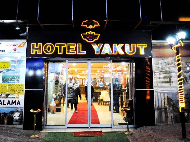 Yakut Hotel