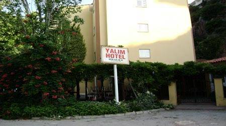 Yalm Hotel