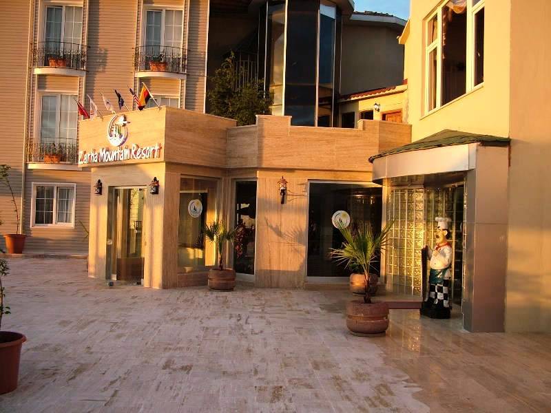 Zarha Mountain Resort Otel